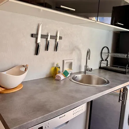 Le Marvel By Apirent #climatisation #central #balcon Cannes